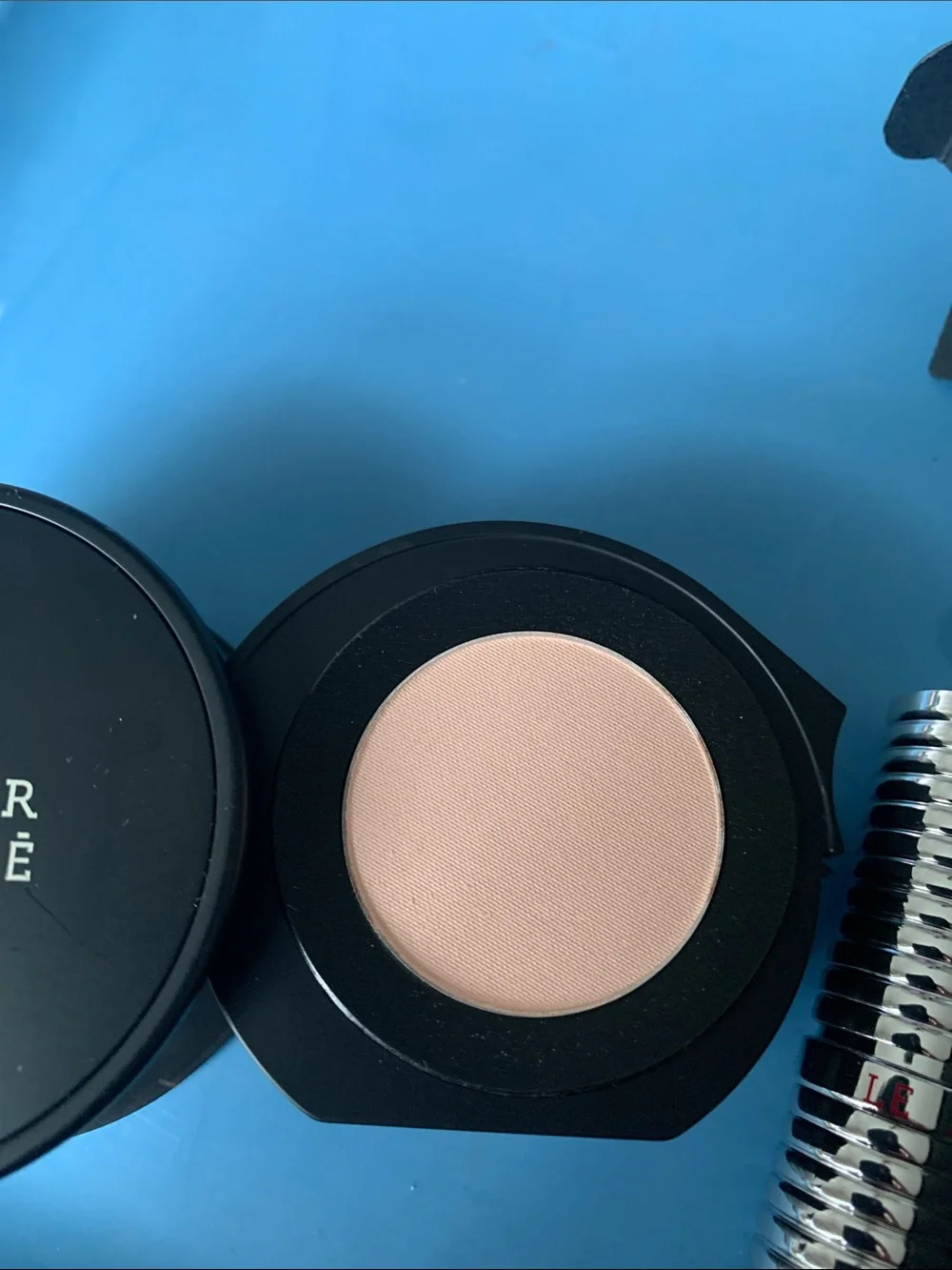Le Metier De Beaute le metier